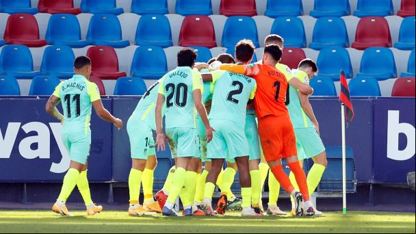 Soldado rescata un punto para el Granada en el 93