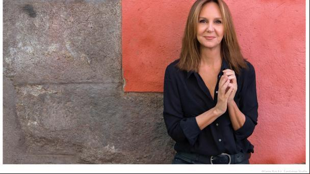 María Dueñas se rencuentra con Sira, el personaje que la catapultó a la fama