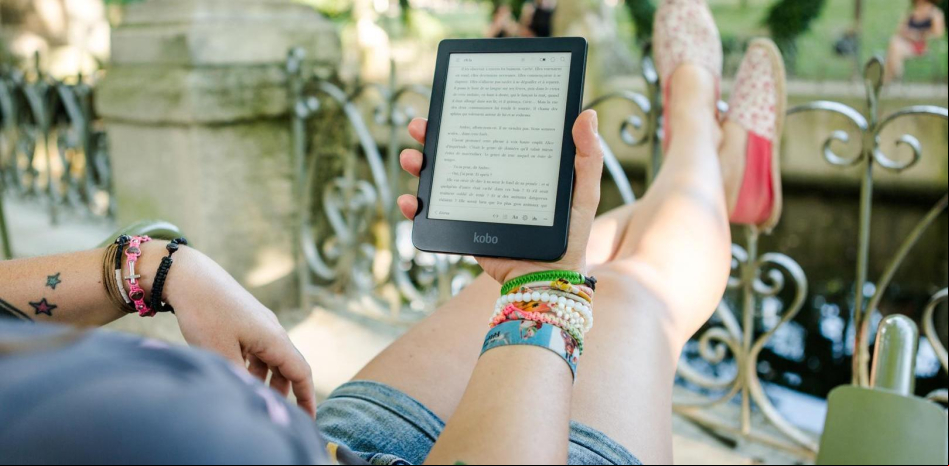 12 libros firmados por autores españoles que harán que tu verano sea inolvidable