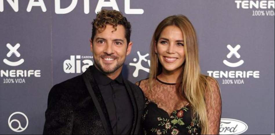 La criticada foto de David Bisbal besando a Rosanna Zanetti