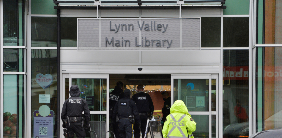 Un muerto y seis heridos en un apuñalamiento masivo en una biblioteca de Vancouver