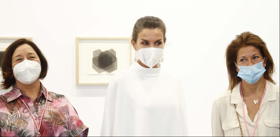 El impecable dos piezas de firma gallega con el que Letizia ha inaugurado ARCO