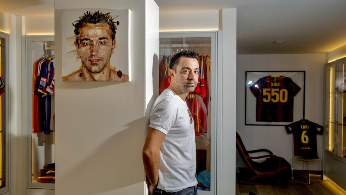 Xavi Hernández crece como primera opción para sustituir a Koeman en el Barça