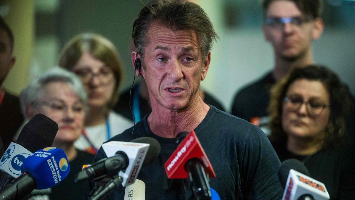 La gala no conectó con Zelenski, ¿fundirá Sean Penn sus Oscars como prometió?