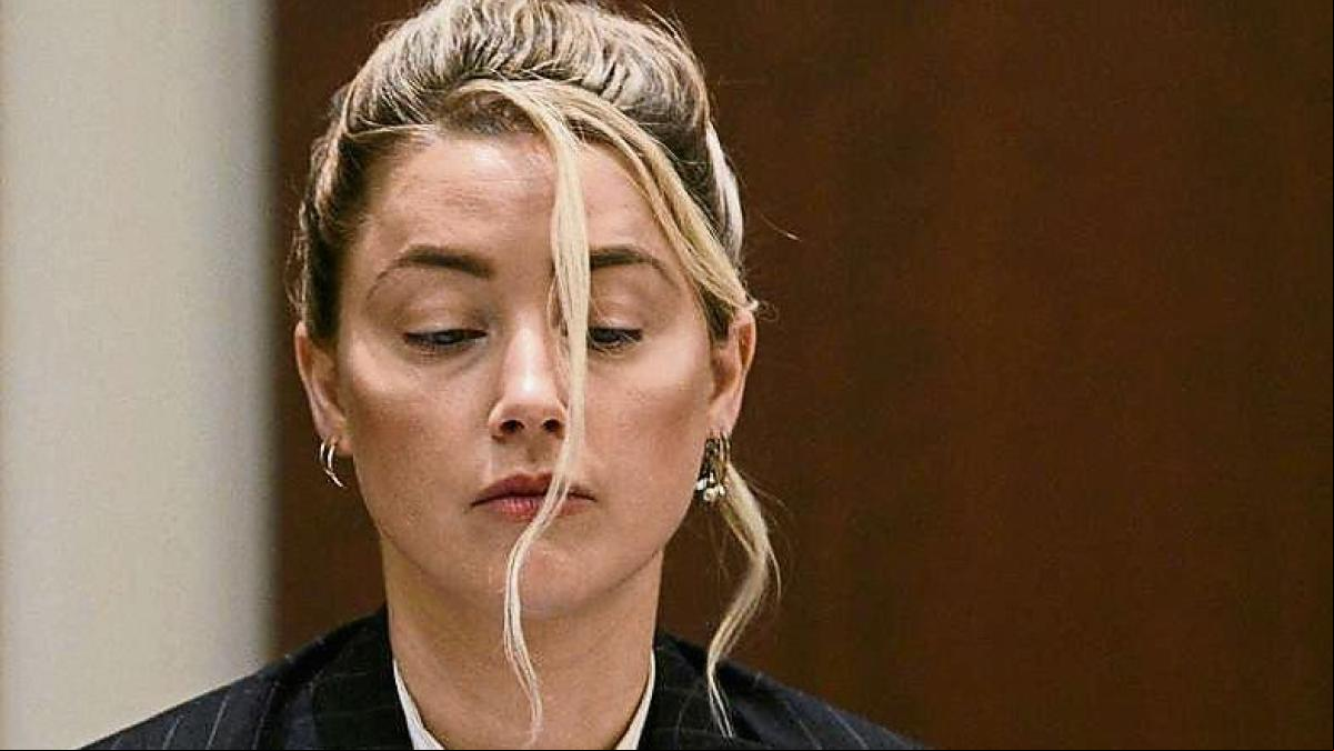 Los abogados de Depp atacan a Heard