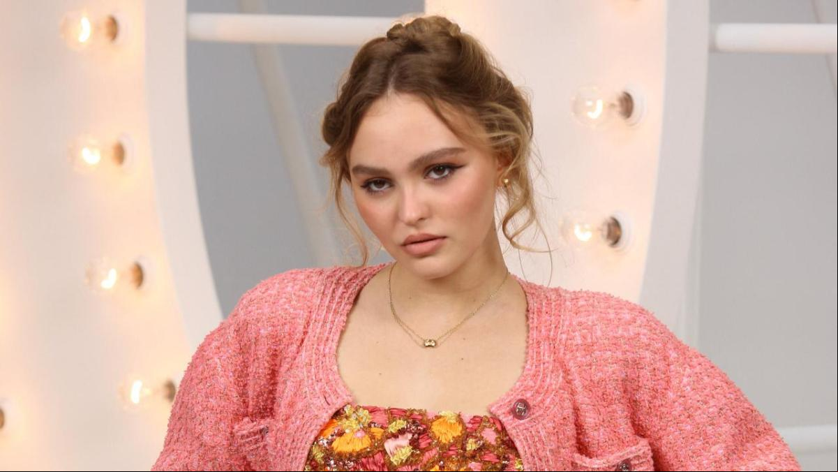 Lily-Rose, hija de Johnny Depp, habla sobre su silencio durante el juicio contra Amber Heard
