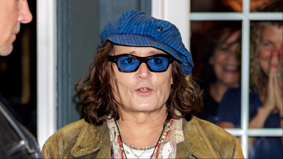 Así es la nueva vida de Johnny Depp en la campiña inglesa