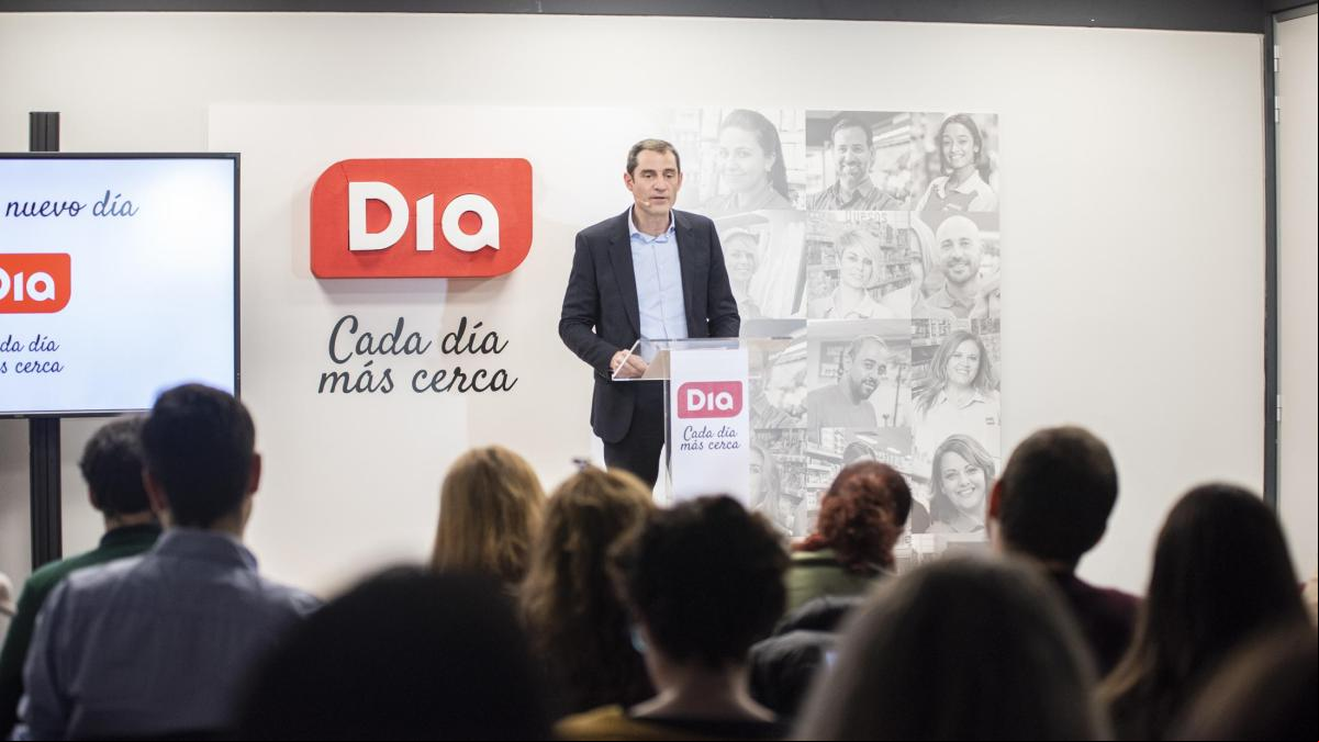 Dia se convertirá en la tienda de barrio más cercana a los españoles