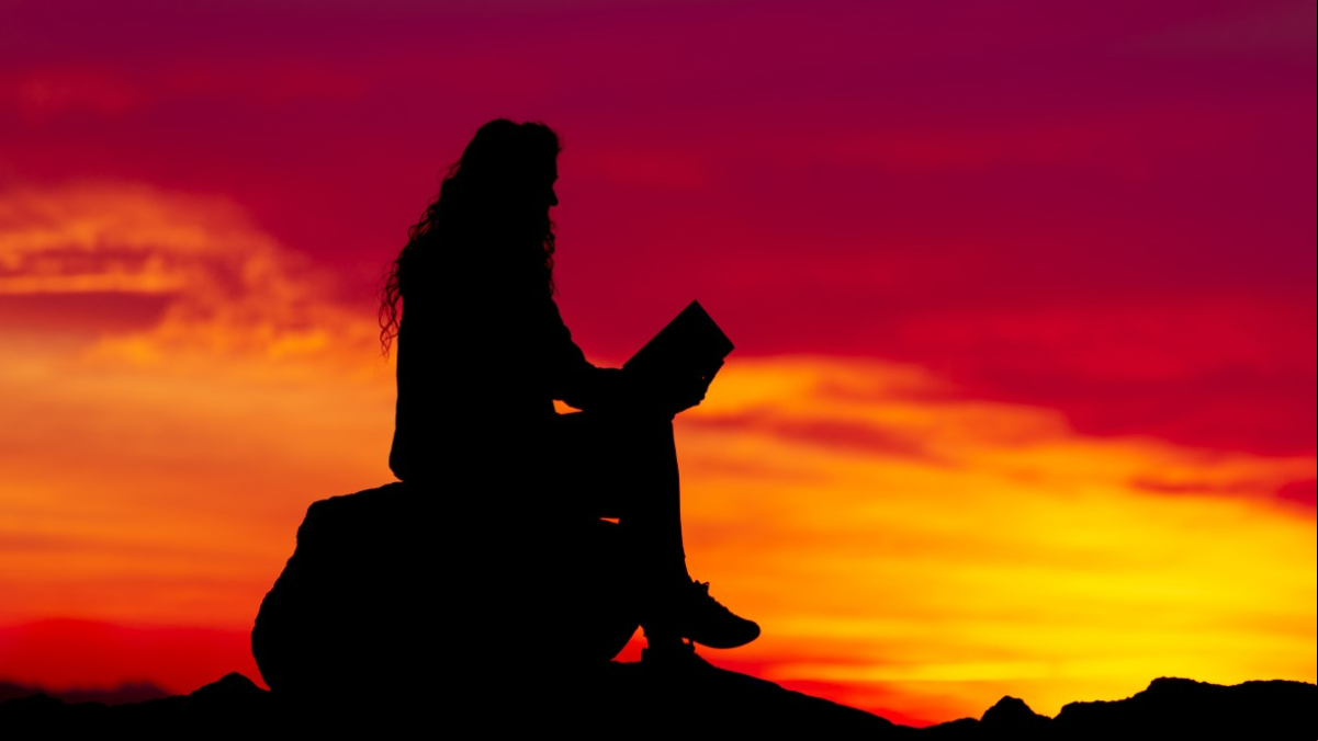El libro del candilazo se lee al amanecer