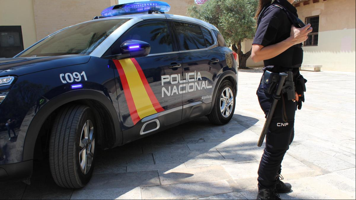 Prisión para un hombre acusado de quemar viva a su mujer ante sus dos hijos menores