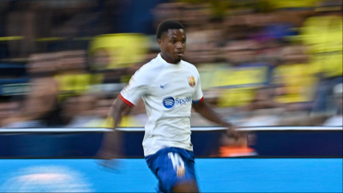 El Barça vive otro último día de mercado de fichajes a la carrera