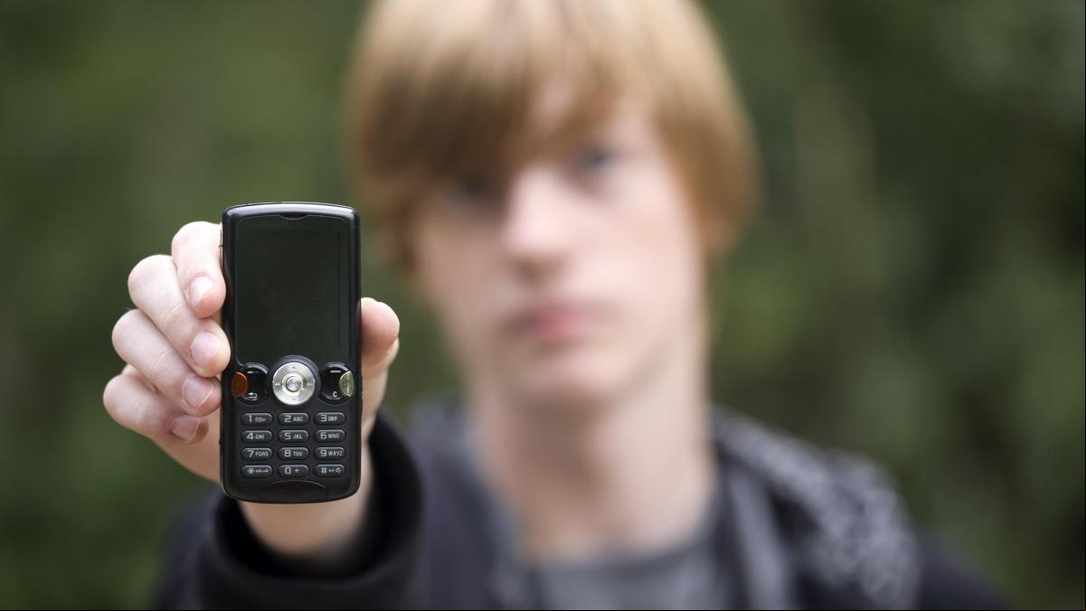 El regalo perfecto para adolescentes: móviles básicos que solo permiten llamar