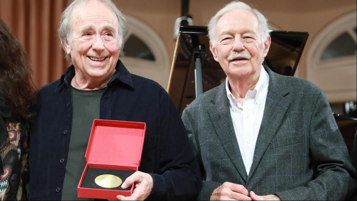 Serrat: No me gusta mucho el camino para donde voy, pero corre y saca de ello todo lo bueno que puedas