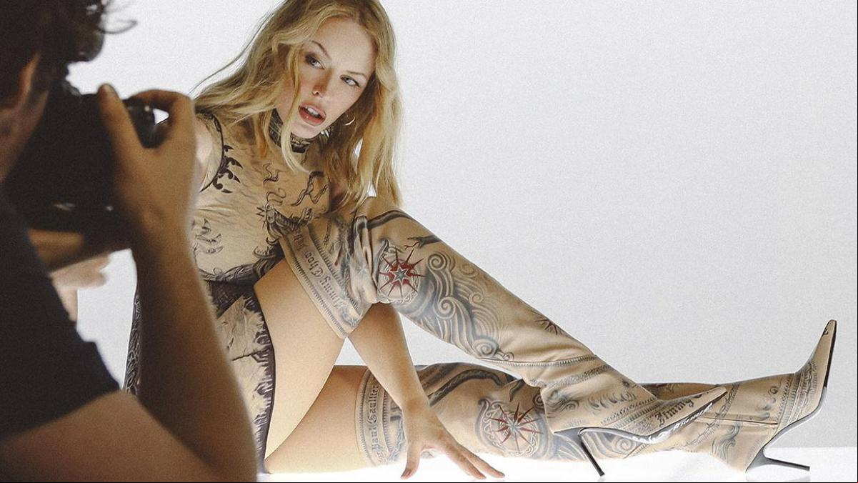 Trinidad de lujo: Kylie Minogue protagoniza la colección Jimmy Choo x Jean Paul Gaultier