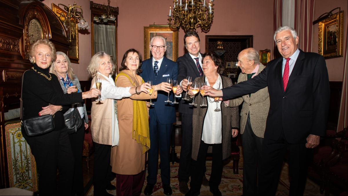 Un brindis por Luis López Lamadrid