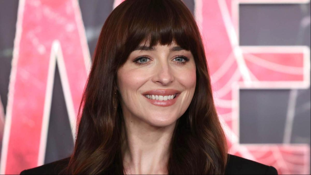 El original vestido telaraña de Dakota Johnson es de una firma española
