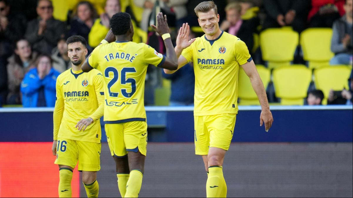 Sorloth y el Villarreal se ensañan con un Granada frágil