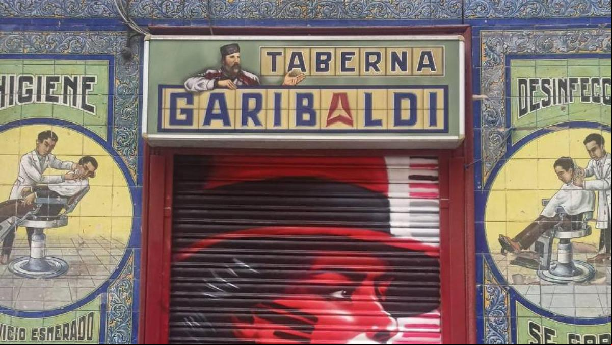 Así es la carta del bar de Pablo Iglesias en el barrio de Lavapiés de Madrid