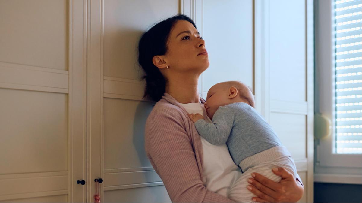¿Perjudica la maternidad el salario de las mujeres?