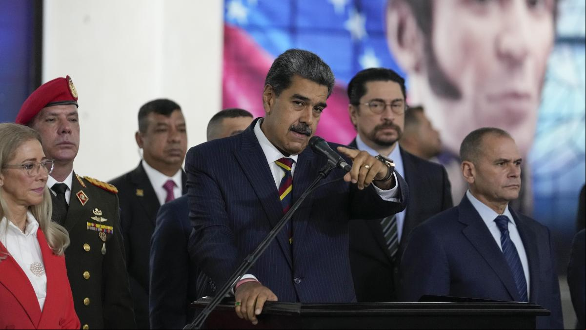 Maduro se atrinchera