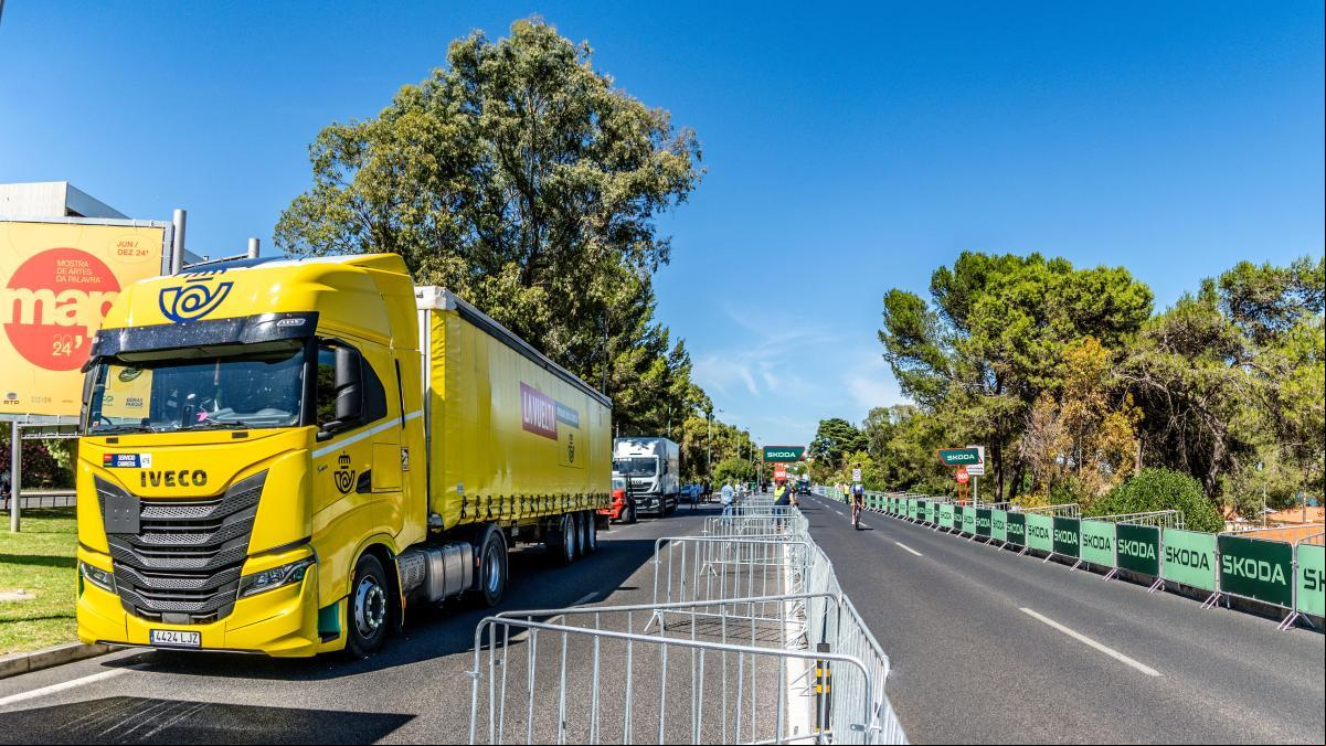 El reto de transportar más de 400 toneladas de material a lo largo de 3.265 kilómetros