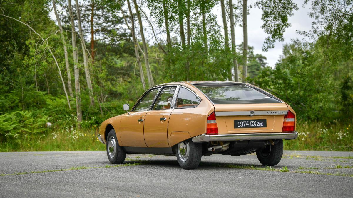 El coche francés que hace 50 años envidiaban los españoles por sus innovaciones revolucionarias