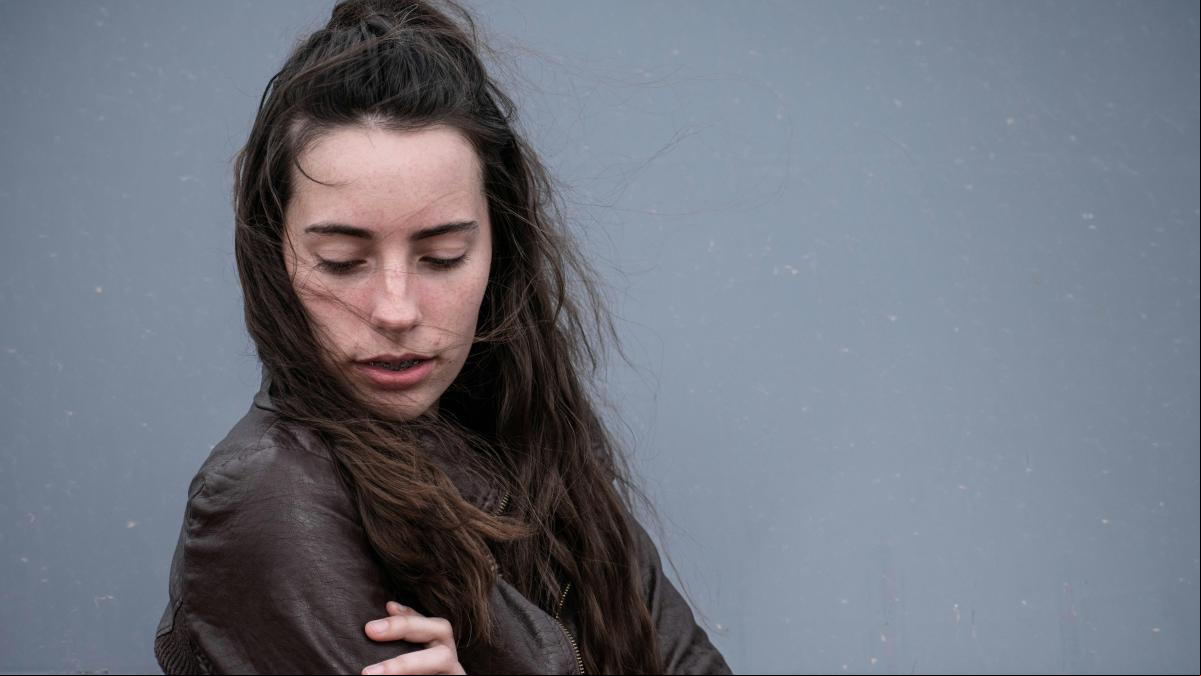Numbing: qué es y cómo reconocer el embotamiento emocional