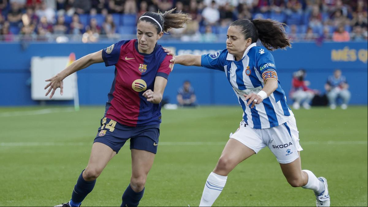 El Barça remonta y golea al Espanyol en el regreso del derbi femenino