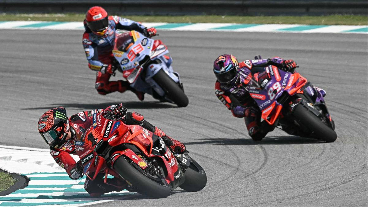 Bagnaia salva la primera bola de campeonato de Martín y el título se decidirá en Montmeló