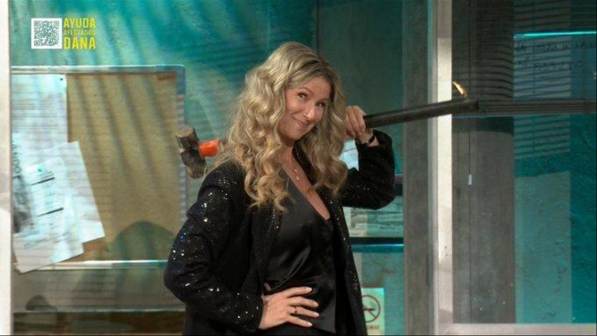 Anne Igartiburu responde con brutal sinceridad a las preguntas clásicas de La Revuelta y deja a Broncano sin palabras