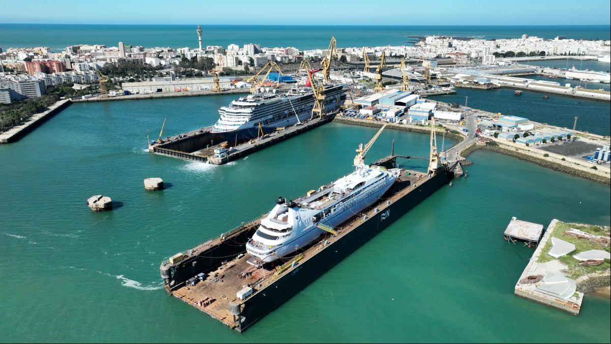 Navantia hace de Cádiz un referente en la reparación de cruceros