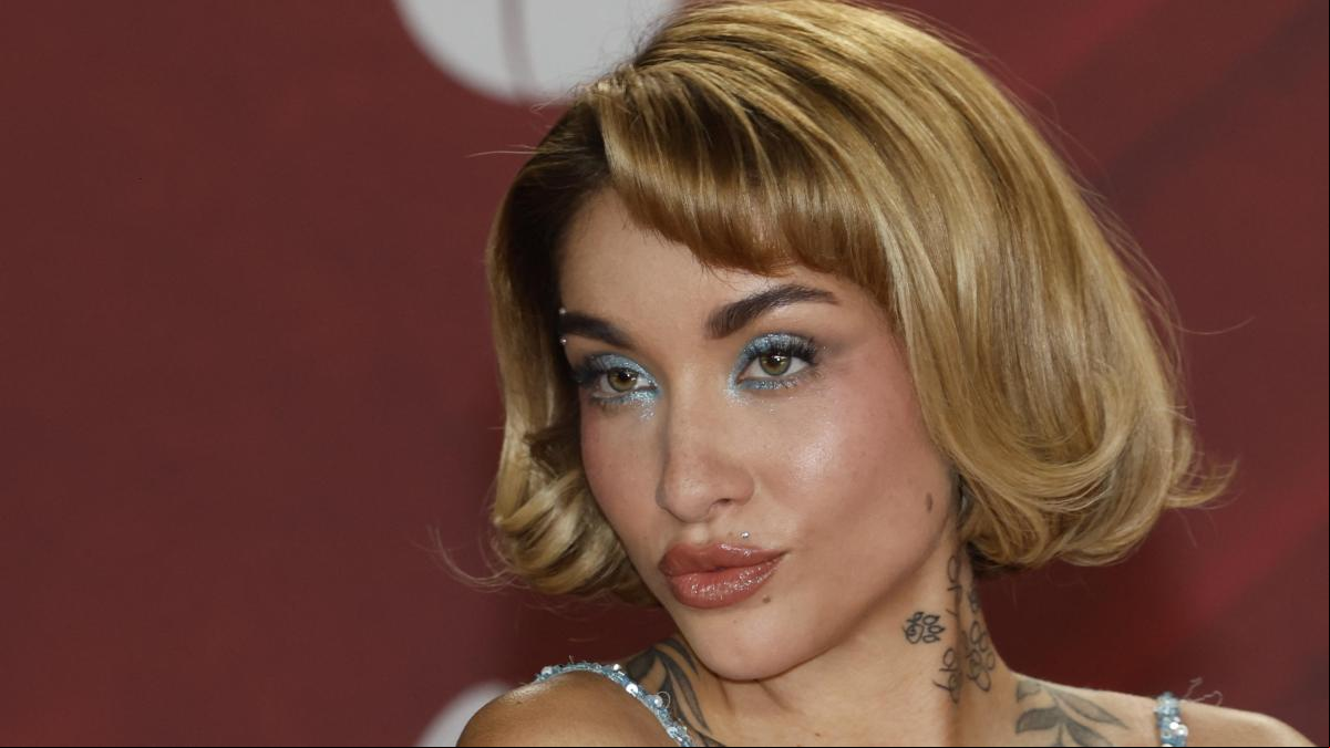 María Becerra se viste de Marilyn Monroe en los Grammy Latinos