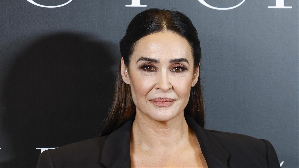 Por 16 euros: el vestido ‘contouring’ de Kim Kardashian que ha fichado Vicky Martín Berrocal y tiene su versión asequible en Zara