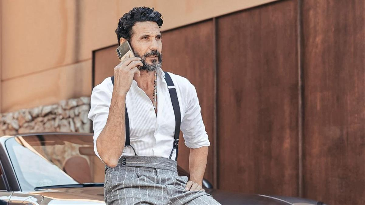 Óscar Higares, actor: “Me saqué el carnet a la tercera; tuve que entender que conducir bien no era conducir rápido”