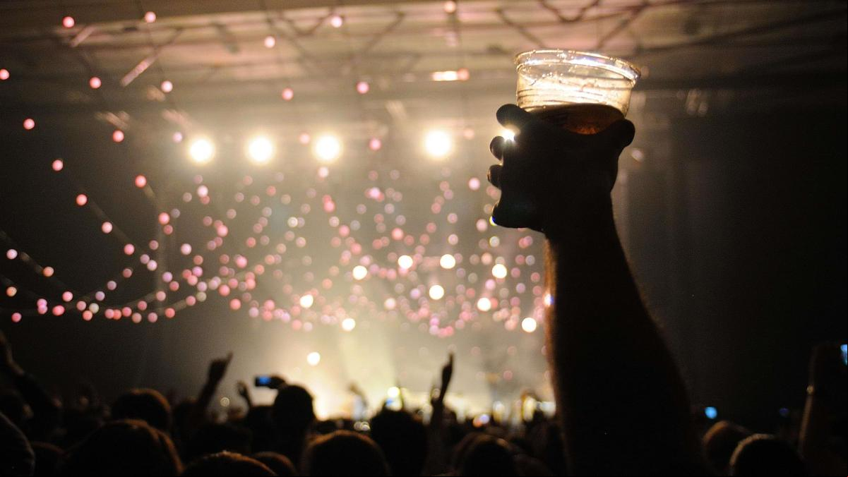 Un barcelonés compra con recetas falsas un jarabe para hacer purple drank y acaba detenido en Huesca