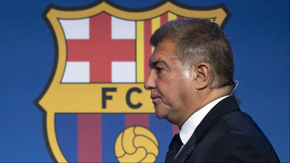 Laporta | ‘Menys que un club’