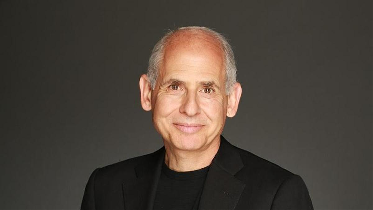 Doctor Daniel Amen, 70 años, psiquiatra: “Las personas que practican deportes de raqueta viven más”