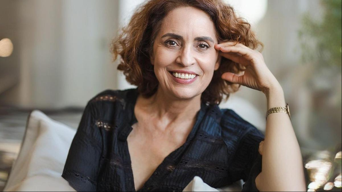 Adriana Ozores, 65 años: “Hay que prepararse para la vejez, pero no desde el control estricto; no nos han enseñado a disfrutar de la vida”
