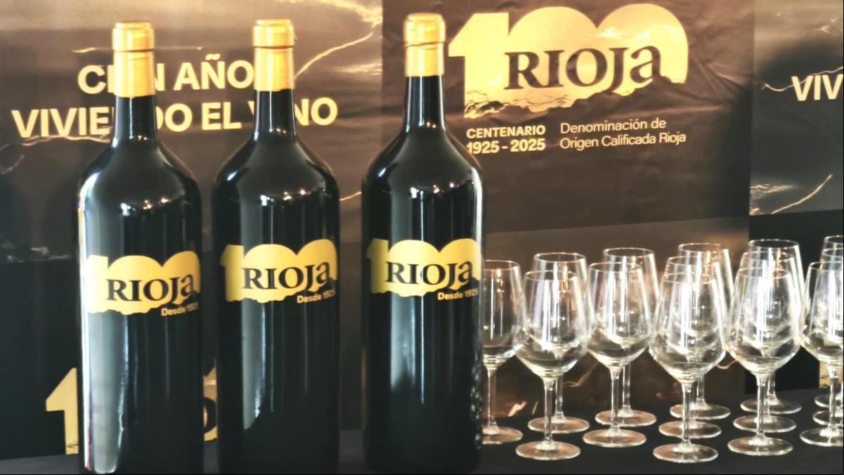 Se buscan dos botellas de vino de Rioja firmadas por los premiados en la gala de los Goya