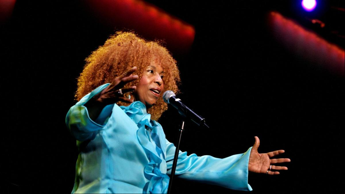 Muere Roberta Flack, la voz que supo matar al mundo suavemente con su amor