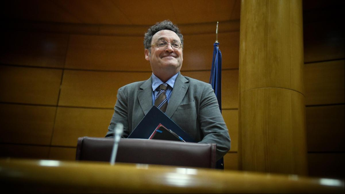 El juez no ve nada relevante en los whatsapp ni mail de Álvaro García, fiscal general