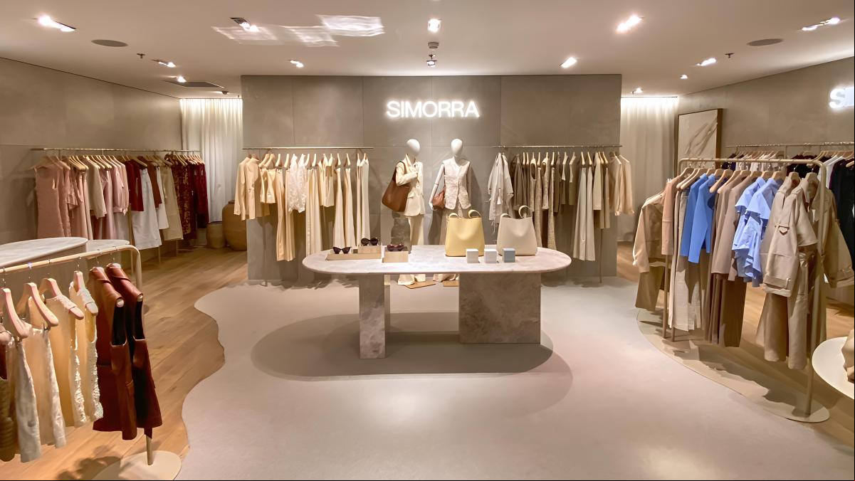 Simorra conquista París con la apertura de su espacio en las icónicas galerías Printemps Haussmann