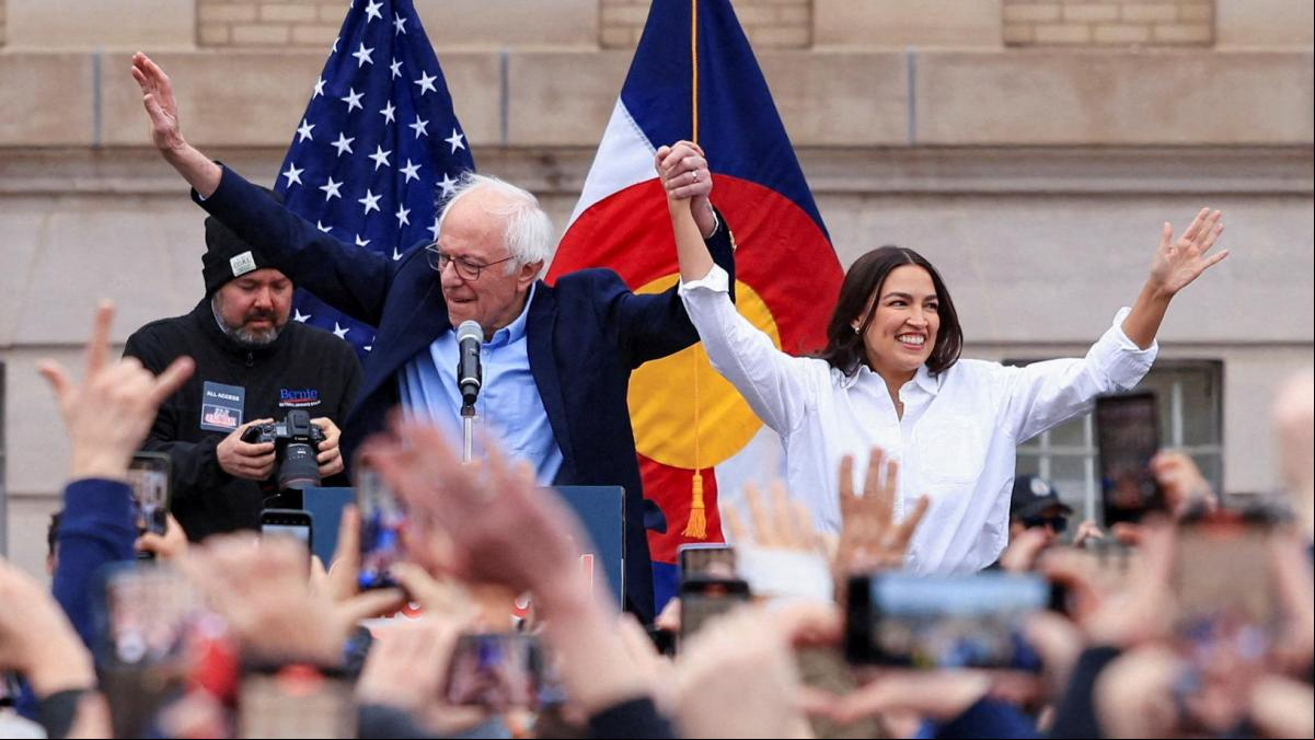 Bernie Sanders y Alexandria Ocasio-Cortez invocan la lucha de clases para resistir a Trump
