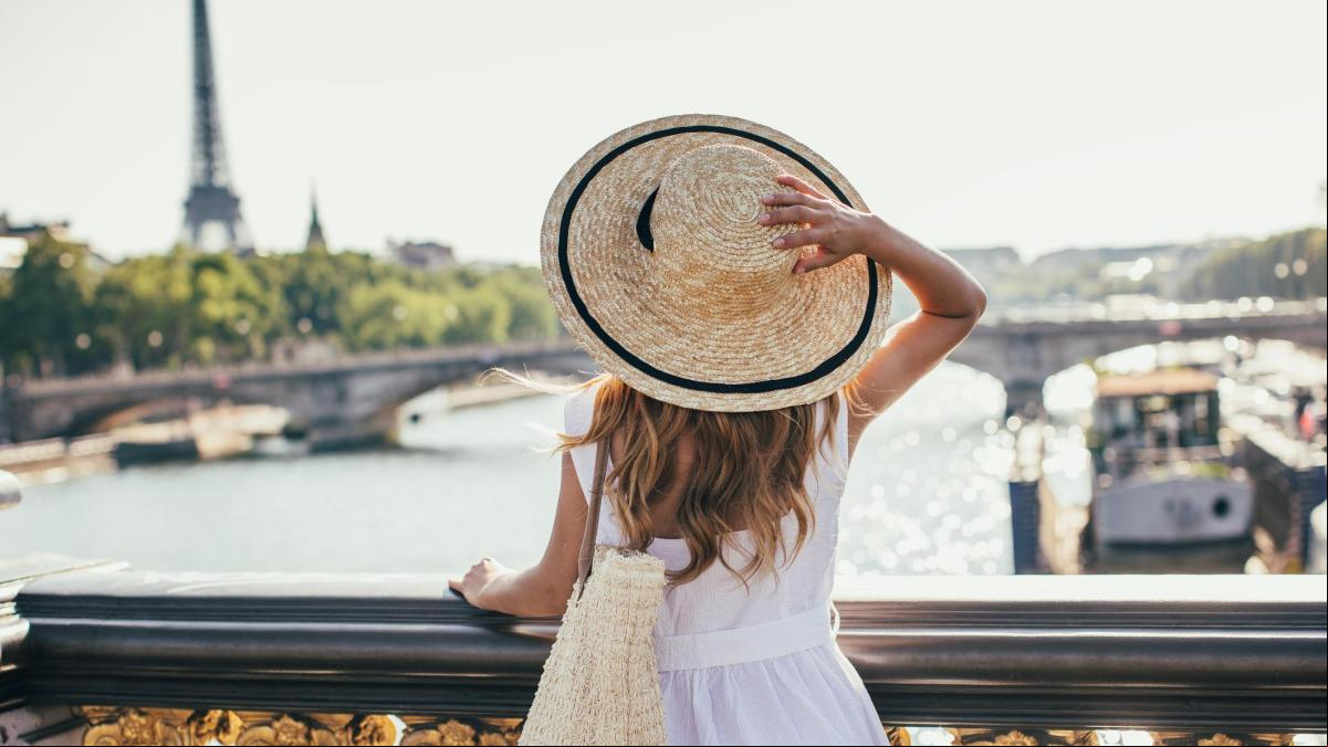 Costa Rica, París o la costa española: vacaciones de verano sin pasarse del presupuesto