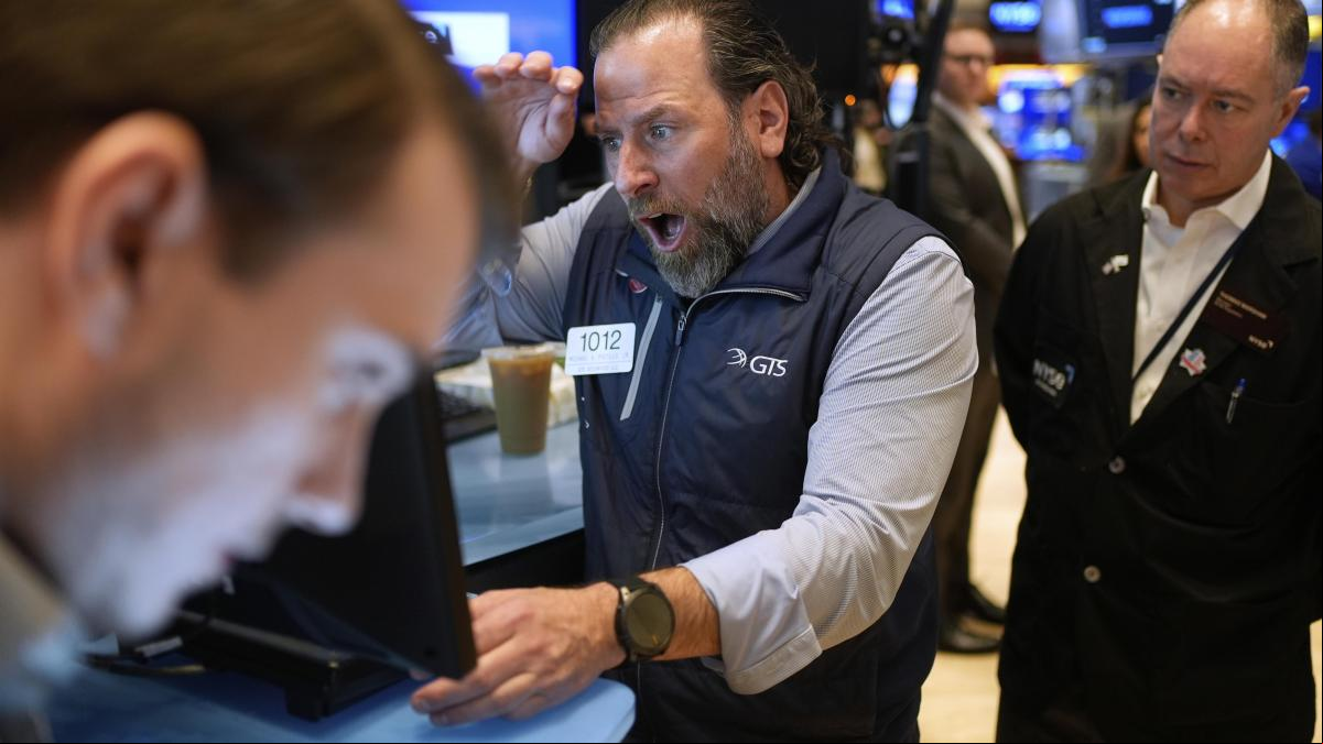 La caída de las bolsas evapora dos billones de capitalización por los aranceles de Trump