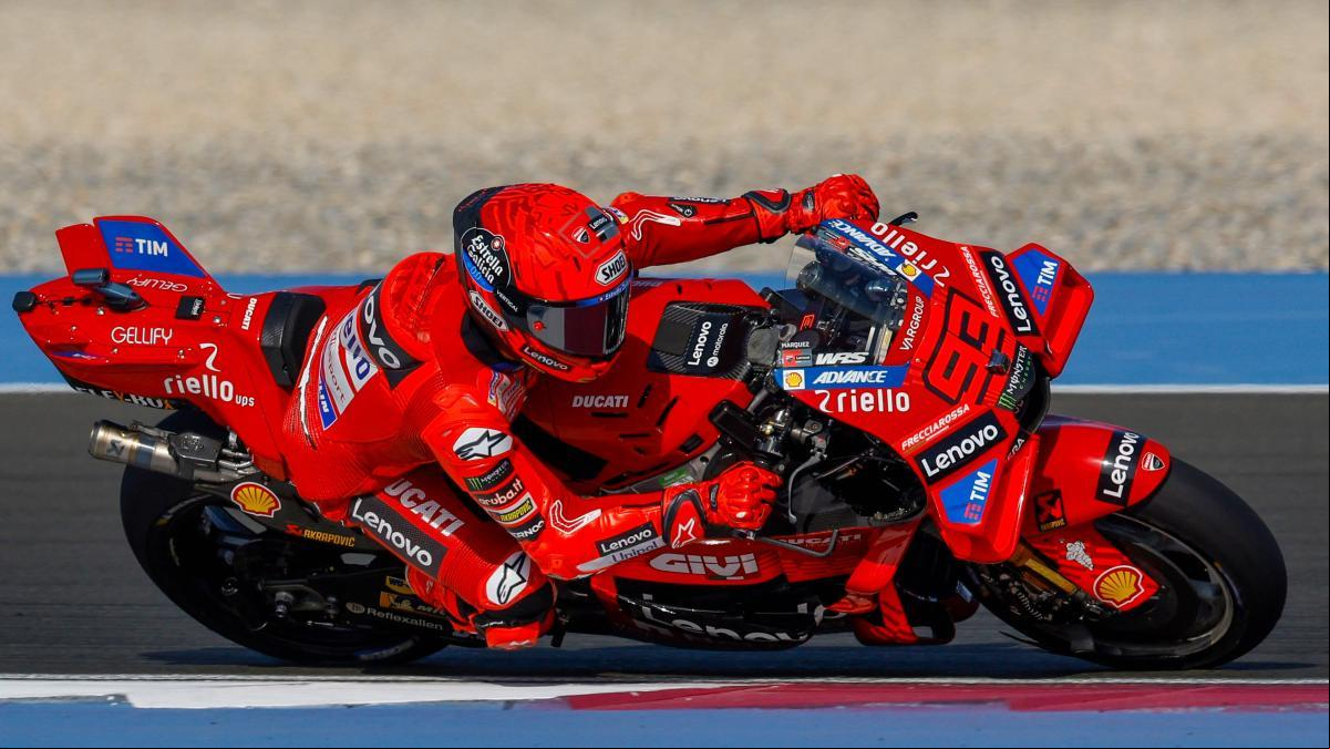 Marc Márquez recupera el placer de la victoria y el liderato provisional