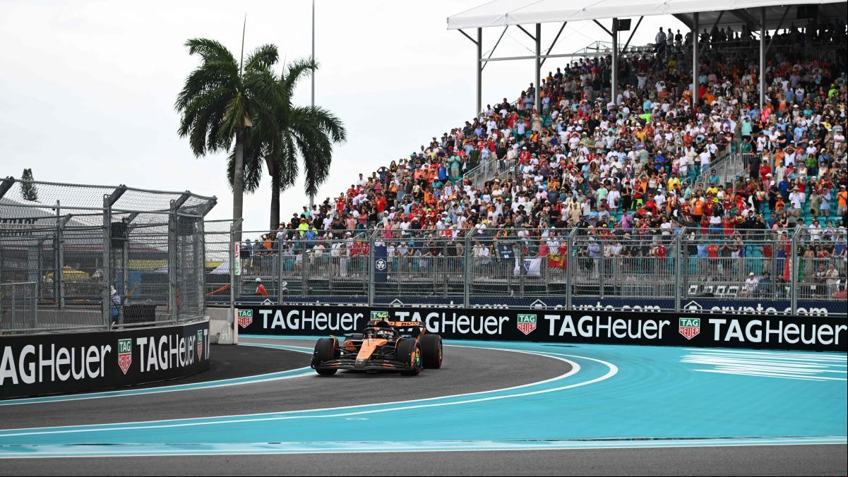 Norris gana la Sprint de Miami en una caótica carrera en agua con la ayuda del coche de seguridad