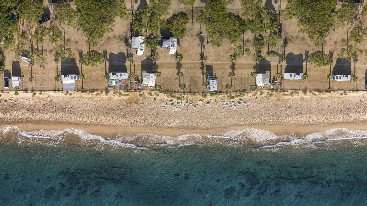 De las calas de Blanes al golfo de Roses: seis campings que debes conocer en la Costa Brava