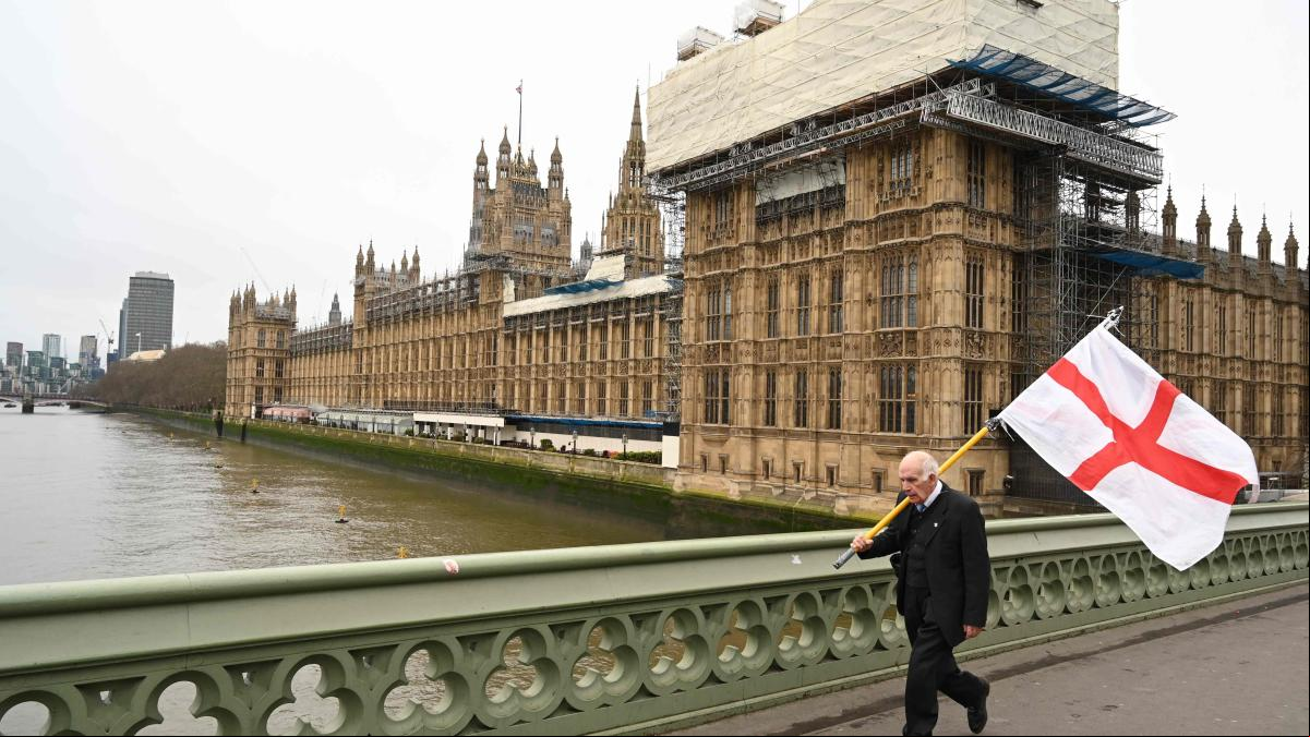 Reino Unido exigirá a los solicitantes de visado un alto nivel de inglés