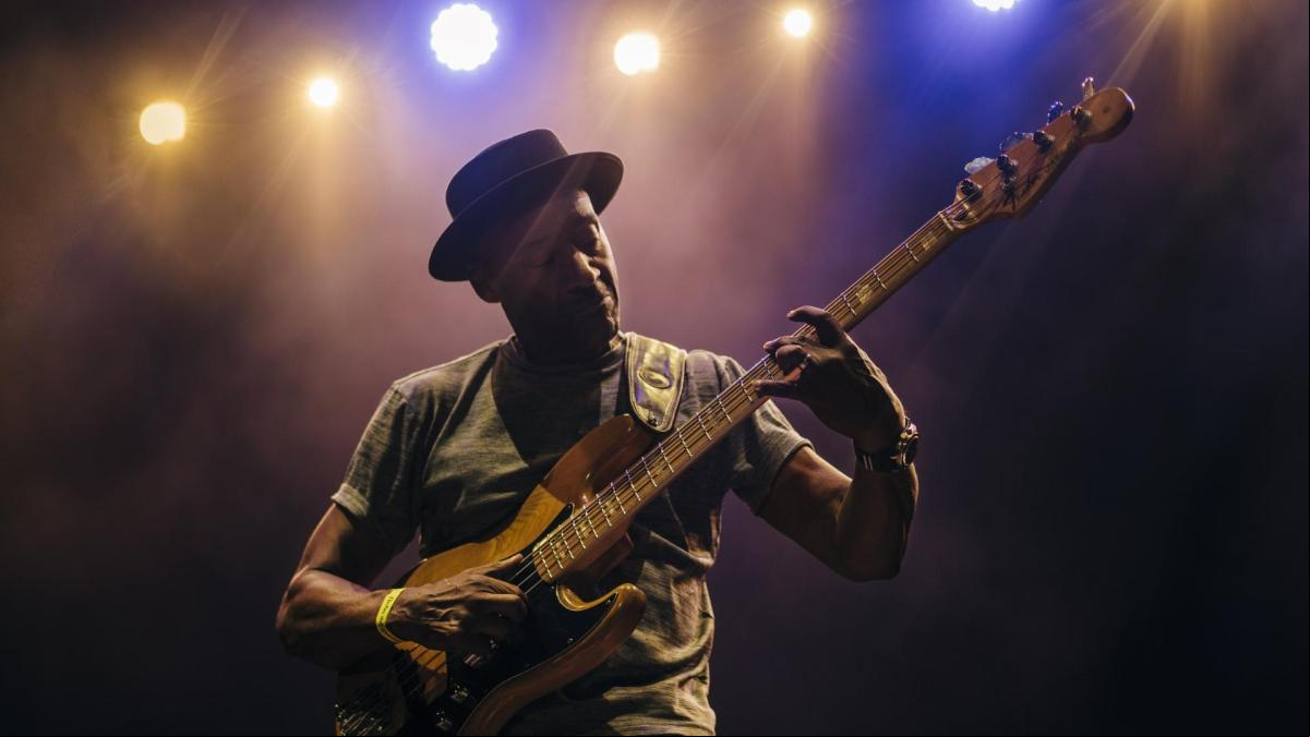 Marcus Miller encabeza el festival de Jazz de Andorra junto a Cécile McLorin y Eric Truffaz Marcus Miller encabeza el festival de Jazz de Andorra junto a Cécile McLorin y Eric Truffaz